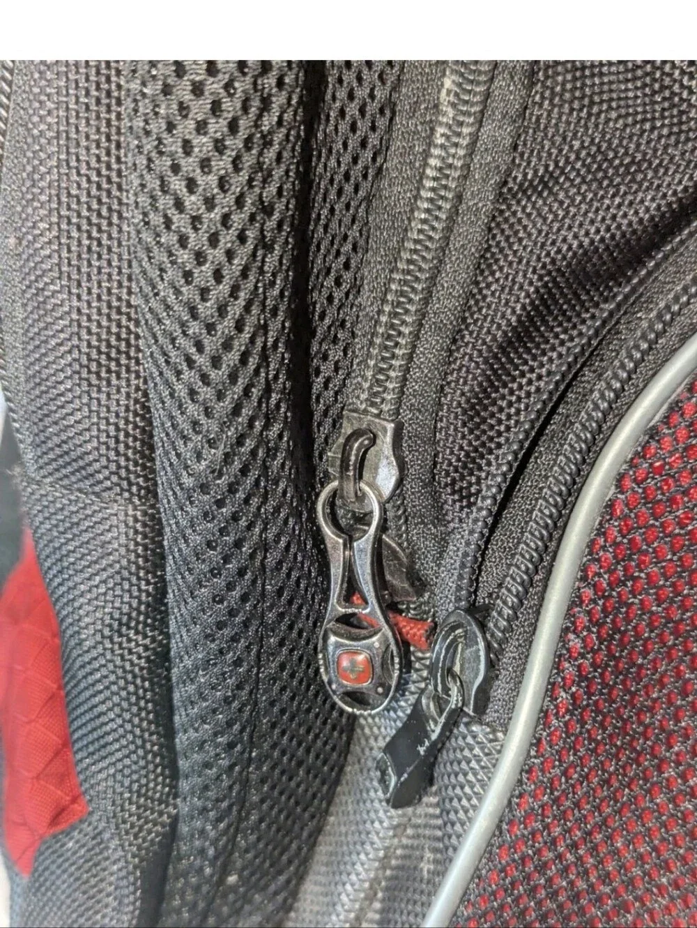 Wenger Maxxum Tech Hiking Backpack Padded Divider Multi Pocket